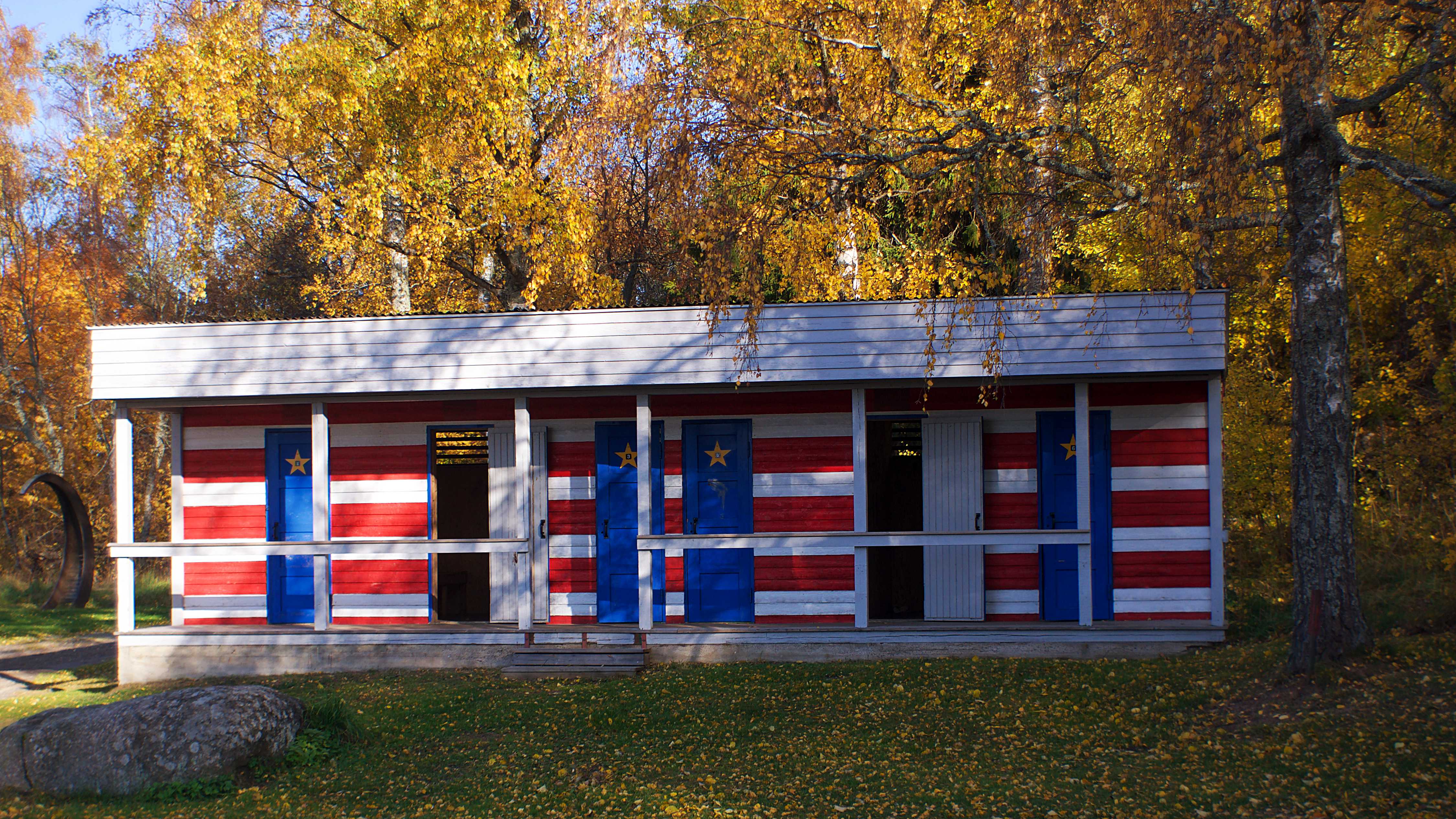 swimming locker rooms